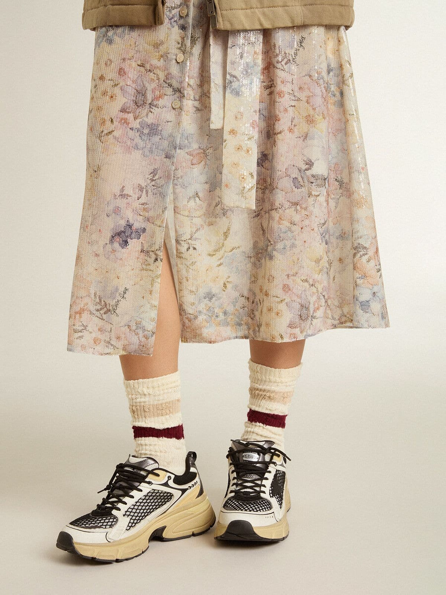 damskie buty lightstar ze skóry naturalnej w kolorze białym i czarnej siateczki z czarną gwiazdą z tpu