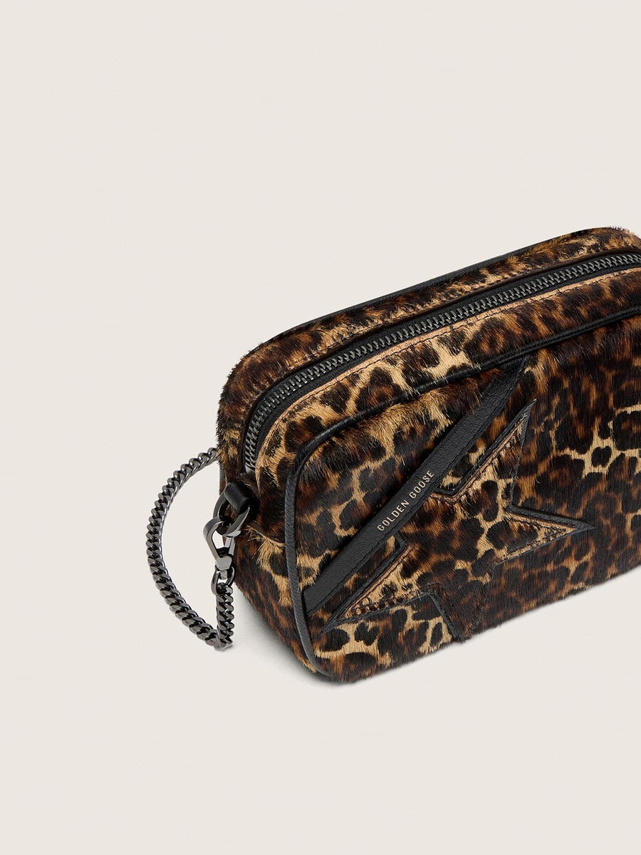 torebka mini star bag z nadrukiem ze skóry kucyka w zwierzęcy wzór z gwiazdą w tym samym odcieniu