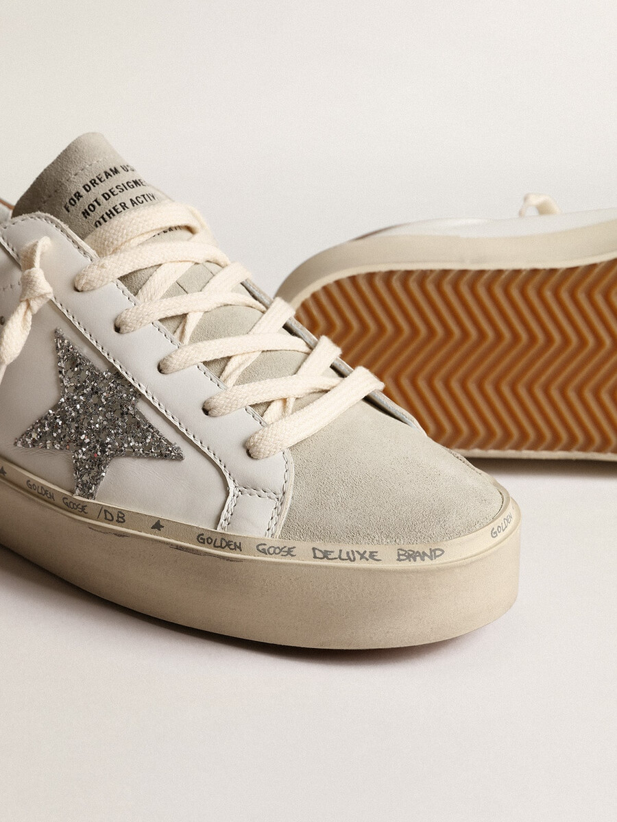 damskie buty hi star ze srebrną brokatową gwiazdą i zapięciem z nubuku w kolorze gołębiej szarości