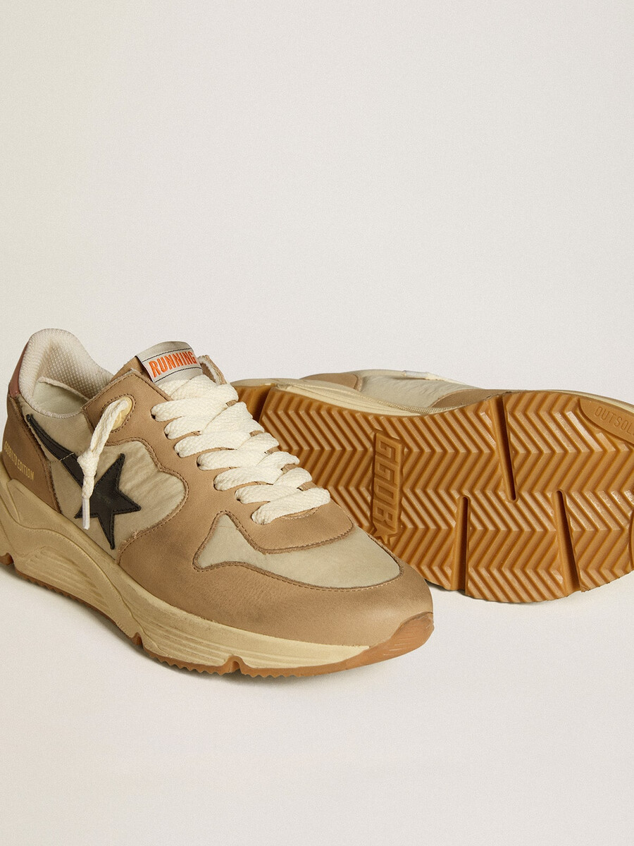 podeszwa running sole ltd wykonana z nylonu i nubuku ze skórzaną gwiazdką i zapięciem na pięcie