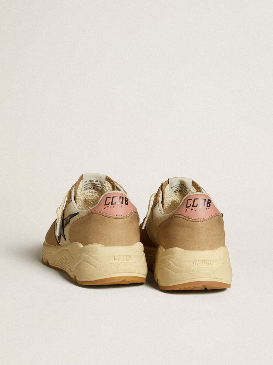 podeszwa running sole ltd wykonana z nylonu i nubuku ze skórzaną gwiazdką i zapięciem na pięcie