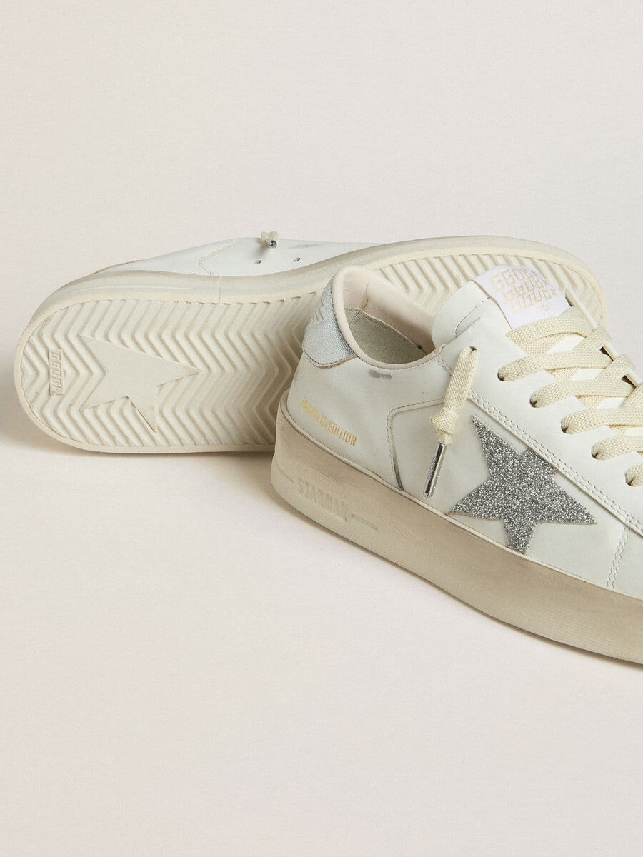 damskie buty stardan ltd z kryształową gwiazdą swarovskiego i metalicznym skórzanym paskiem na pięcie