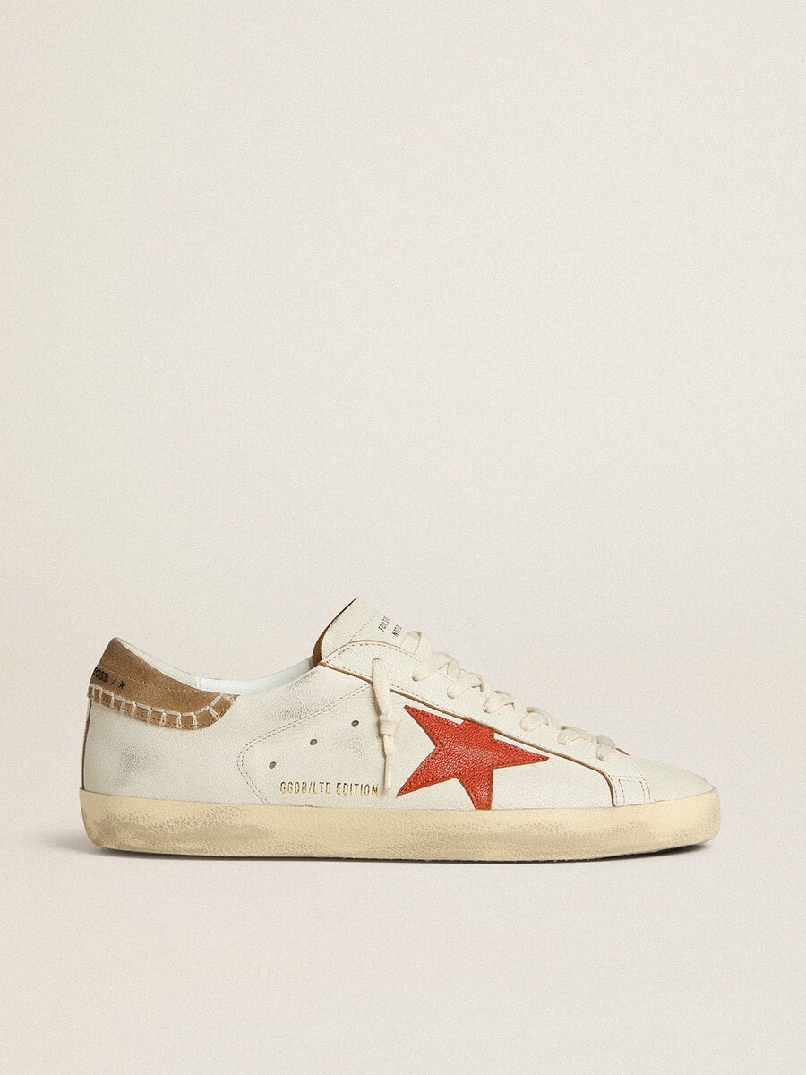 męskie buty super-star ltd ze skóry nappa z pomarańczową gwiazdą ze skóry i zamszowym paskiem na pięcie w kolorze tytoniu