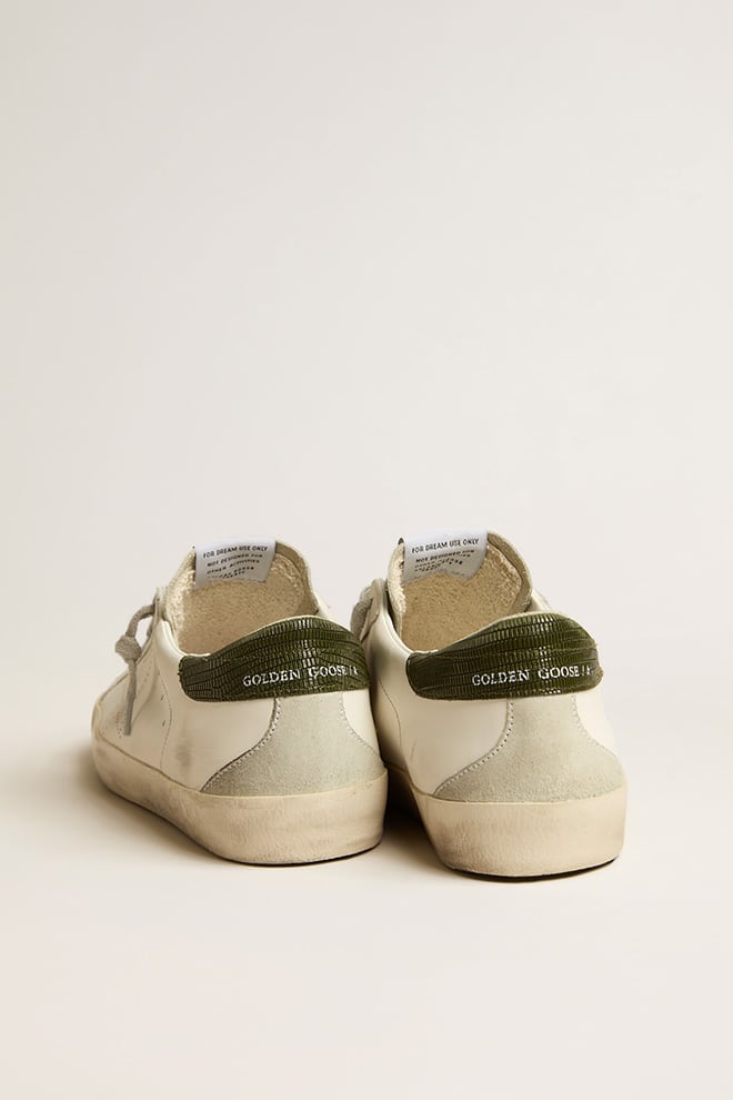 męskie buty super-star z materiału bio-based z perforowaną gwiazdą i zielonym paskiem na pięcie