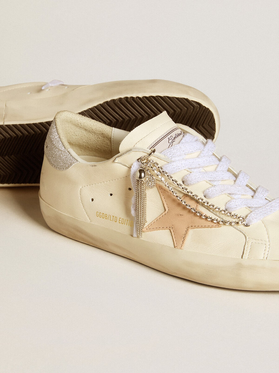 damskie buty super-star ltd ze skóry nappa z gwiazdą ze skóry w kolorze cielistym i brokatowym paskiem na pięcie
