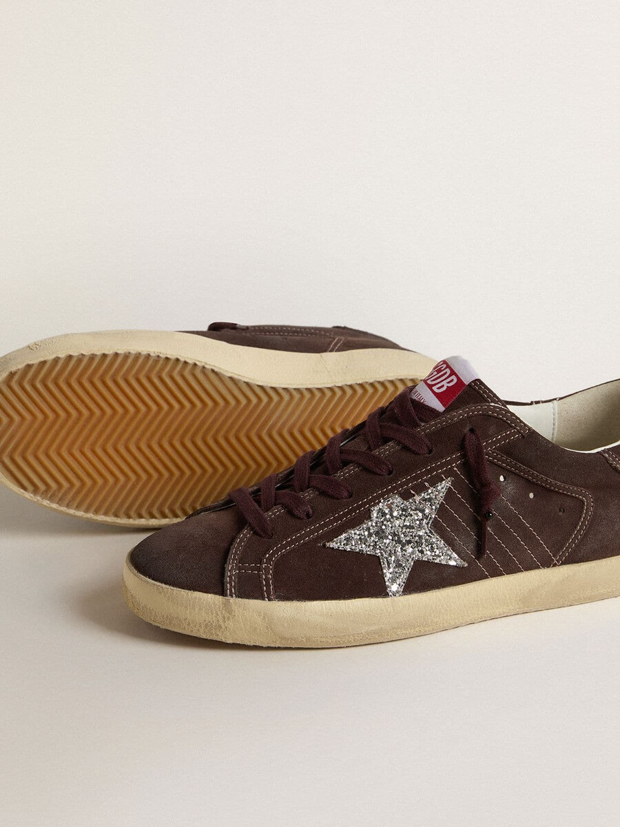 damskie buty super-star z brązowego zamszu ze srebrną brokatową gwiazdką