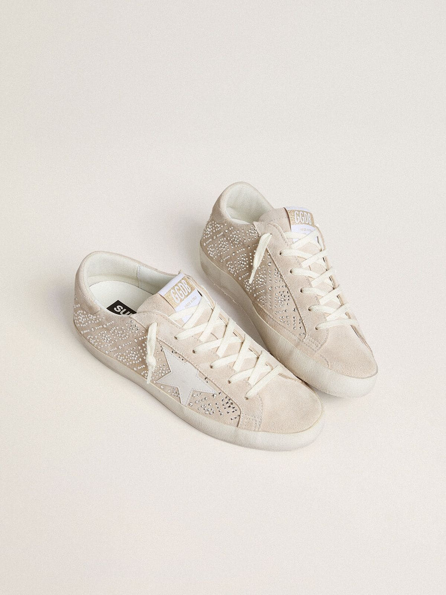 damskie buty super-star ltd ze zamszu z kryształkami swarovskiego i gwiazdą ze skóry w kolorze lodowo-szarym