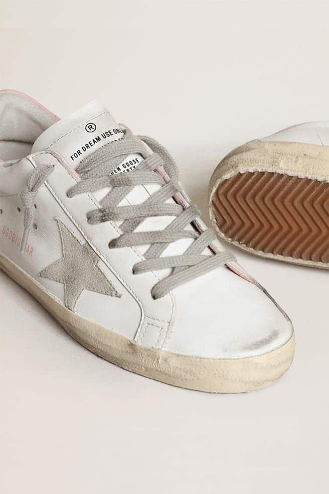 damskie buty super-star z szarą zamszową gwiazdą i różowym skórzanym paskiem na pięcie