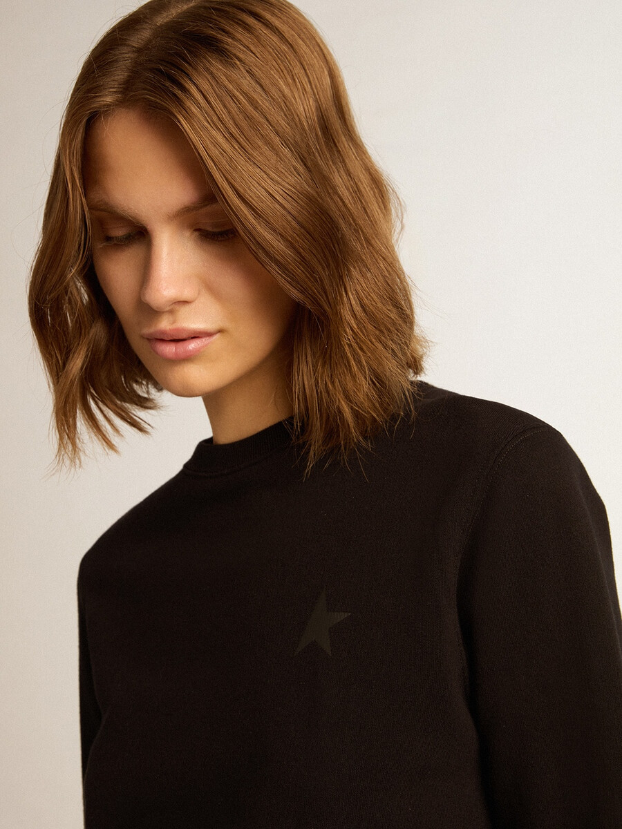 bluza z kolekcji black athena star z gwiazdą w tym samym kolorze z przodu