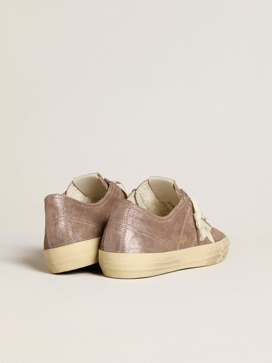 damskie buty v-star z jasnobrązowego metalicznego zamszu z kremową gwiazdą ze skóry